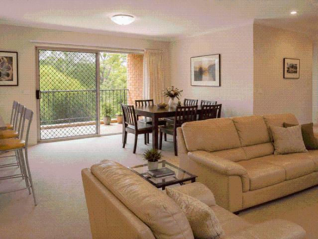 Stylish 3 Bedroom Unit in Prime Roseville Location!
