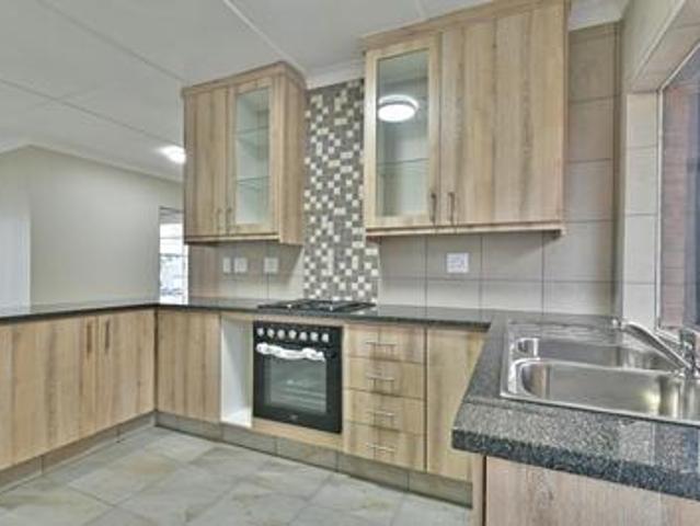 stylish 3 bedroom investment transf.