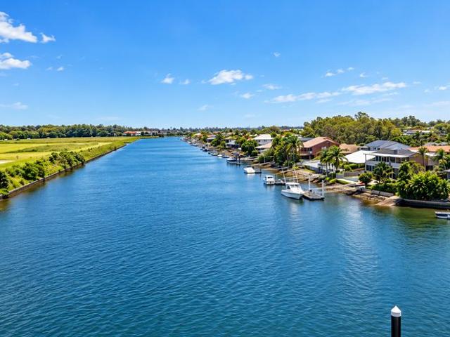 Gorgeous 3 Bedroom Apartment Amazing Amenities