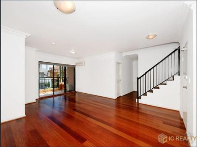 Stylish 3 Bedroom Apartment in the Heart of Burwood