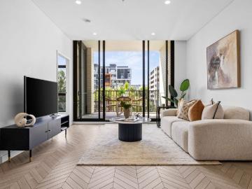 Stylish 3 Bedroom Apartment with Parking in 'The Finery'