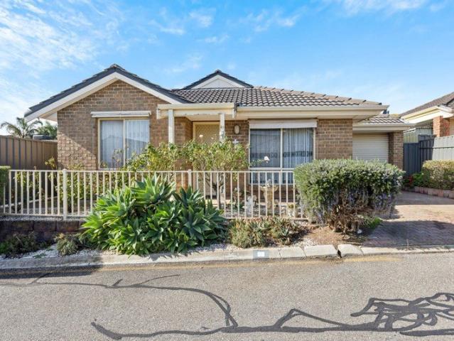 Stylish 3 Bedroom Courtyard Home
