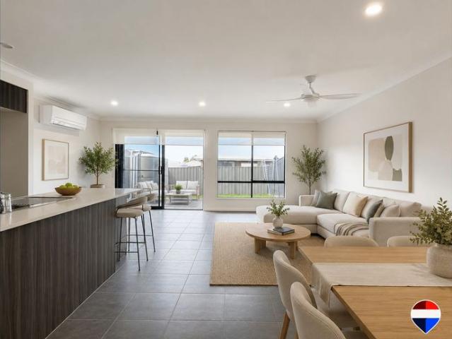 STYLISH 3 BEDROOM DUPLEX WITH ALFRESCO & GRASSED YARD | PETS CONSIDERED
