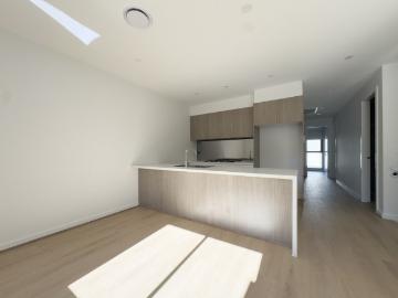Stylish 3 Bedroom Family Home in Prime Box Hill Location