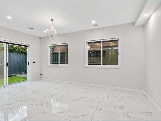 Stylish 3 Bedroom Home in Sought After Riverwalk Location
