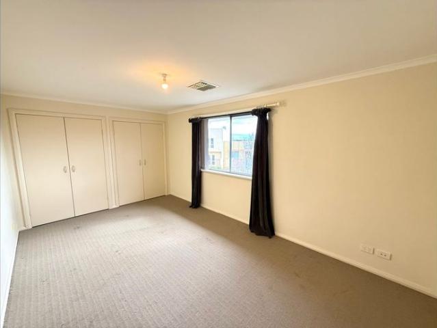 Stylish 3 Bedroom Home with Modern Comfort & Convenience & Solar