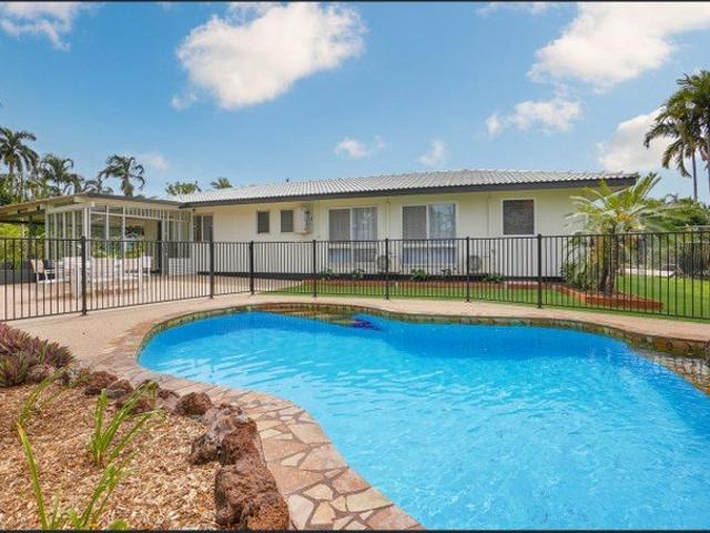 Stylish 3 Bedroom Home with Pool