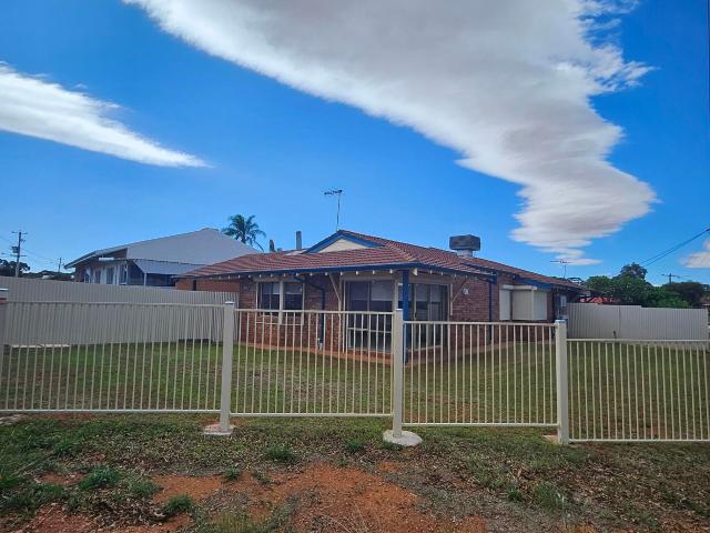 Stylish 3 Bedroom House in Hannans
