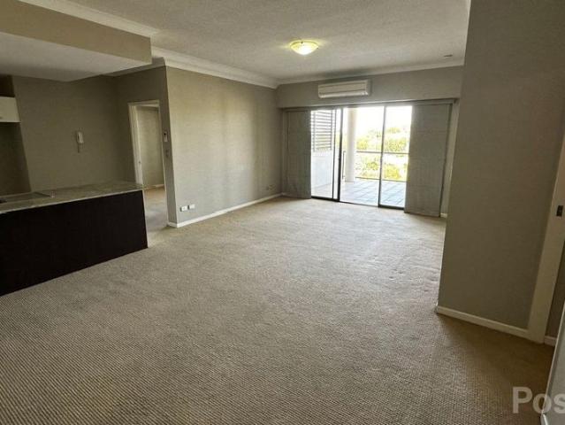 Stylish 3 Bedroom + Study Apartment in the Heart of Chermside