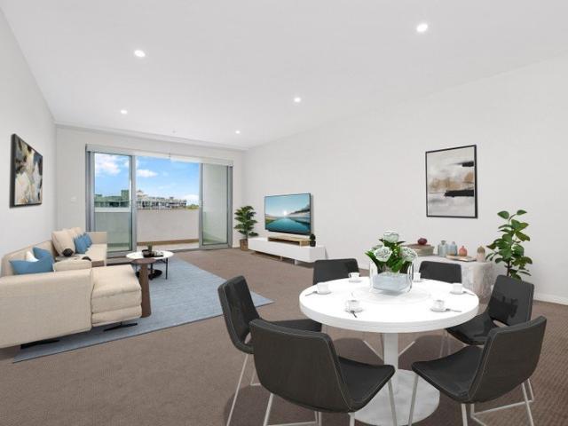 Stylish 3 Bedrooms Apartment With Water and City View