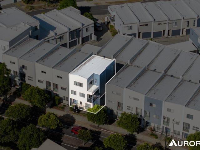 Stylish 3 Level Townhouse with Views | 3 Bedrooms | Double Garage