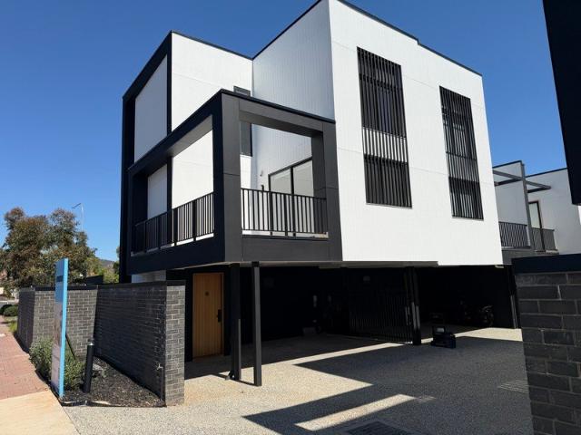Stylish 3 storey residence. Stunning architectural designs