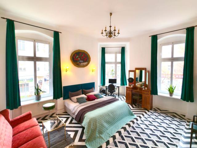 Stylish 3 Room Apartment in Kreuzberg – Fully Furnished, Ideal for Expats & Professionals, Berlin Amsterdam Apartments for Rent