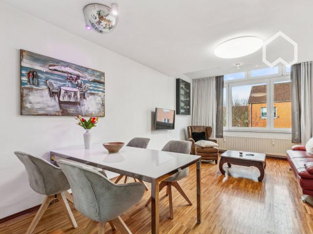 Stylish 3 room apartment with balcony in Cologne Poll and perfect transport connections, Koln Amsterdam Apartments for Rent