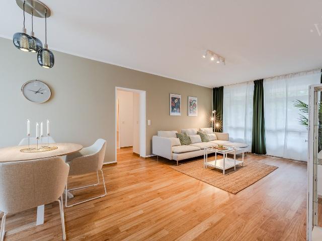Stylish 3 Room Apartment with Charm in the Heart of Steglitz