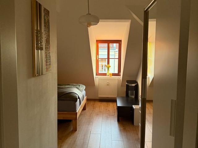 Stylish 3 room attic apartment in Leipzig, Leipzig Amsterdam Apartments for Rent