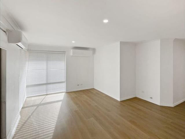 Stylish 4x2 Family Home in Quiet Cul de Sac