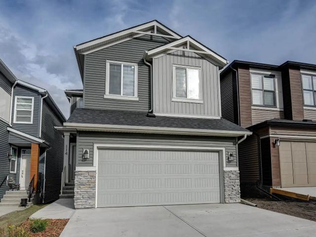Stylish 4 Bed Front Garage Home