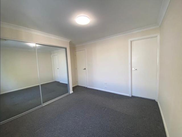 STYLISH 4 BEDROOM TOWNHOUSE