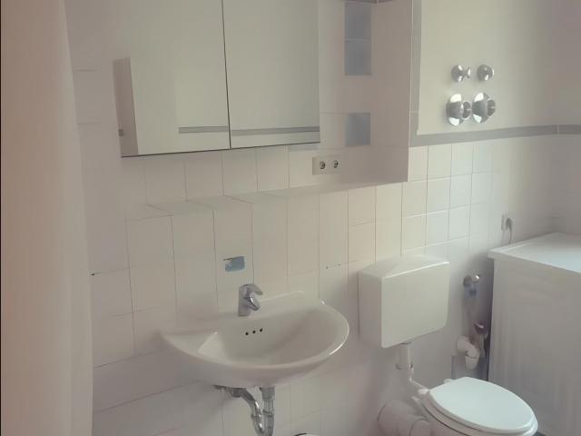 Stylish 4 bedroom apartment close to Pankow underground station, Berlin Amsterdam Apartments for Rent