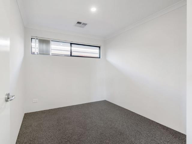 Stylish 4 Bedroom Family Home in Prime Baldivis Location