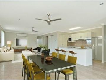 Stylish 4 Bedroom Home – Modern Comfort & Prime Location!
