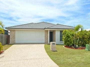 Stylish 4 Bedroom Home Modern Comfort & Prime Location!