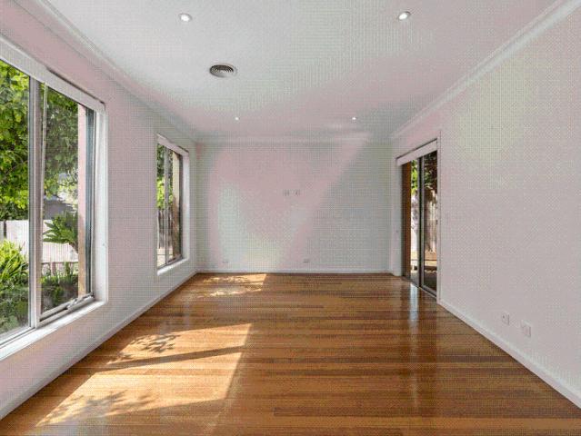 Stylish 4 Bedroom House in the Heart of Bulleen!