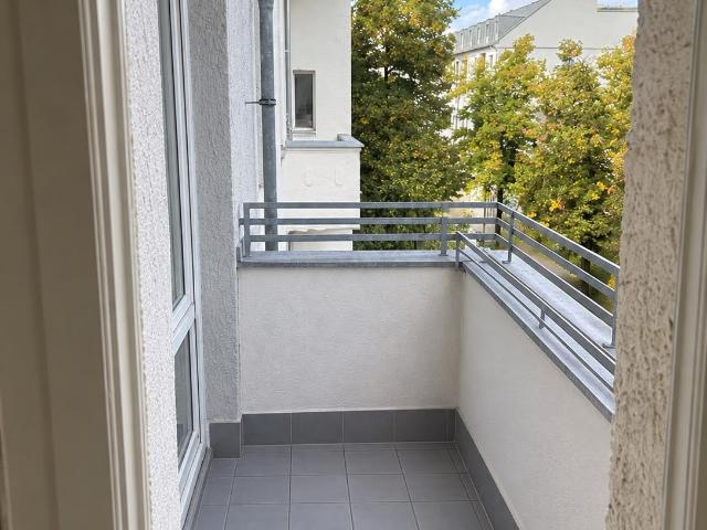 Stylish 70 m² Apartment with Balcony in the Heart of Neukölln