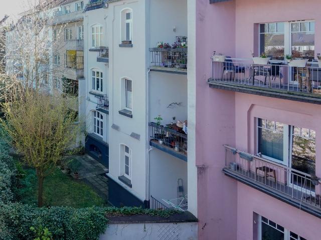 Stylish | 70 sqm | Box spring bed | Netflix | Near DUS 25km, Krefeld Amsterdam Apartments for Rent