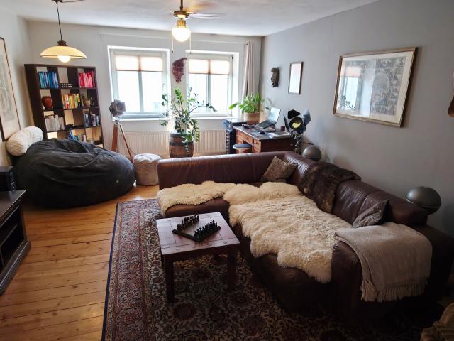 Stylish 90sqm apartment with 2 balconies in prime Sendlinger Tor location 5 6 months