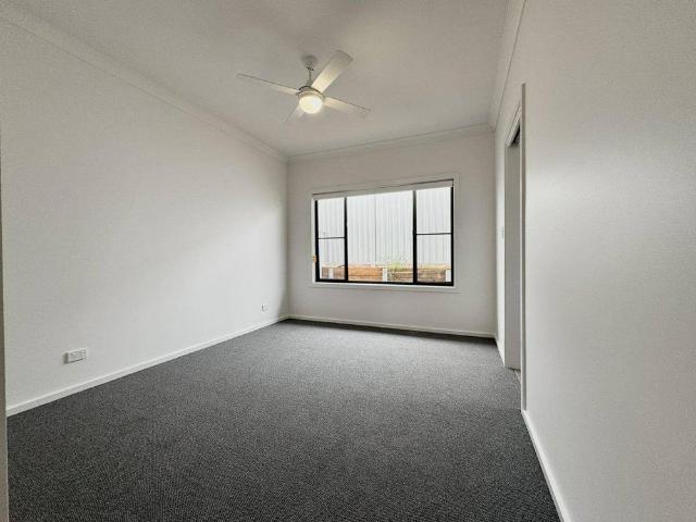 Stylishly designed three bedroom duplex with elevated views