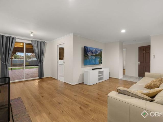 Stylishly Family Home in Prime Pakenham Location