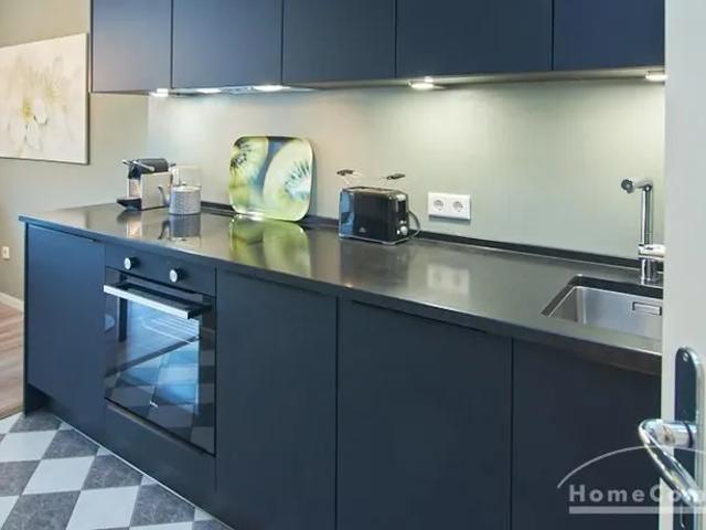 Stylishly Furnished One Bedroom Apartment near the Alster with a South Facing Balcony