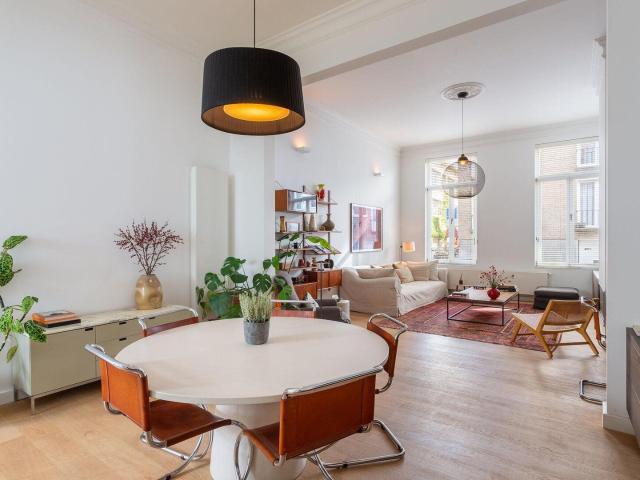 Stylishly furnished apartment with spacious outdoor area