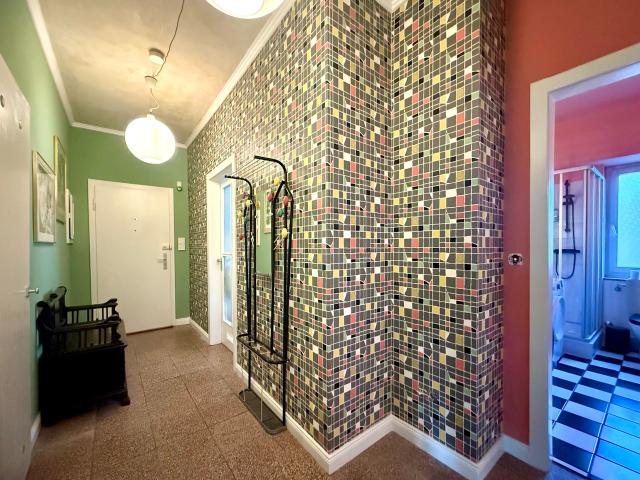 Stylishly Furnished Apartment in Prime Location Cologne Ehrenfeld, Koln Amsterdam Apartments for Rent