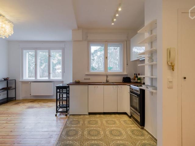 Stylishly furnished studio in Zehlendorf, Berlin Amsterdam Apartments for Rent