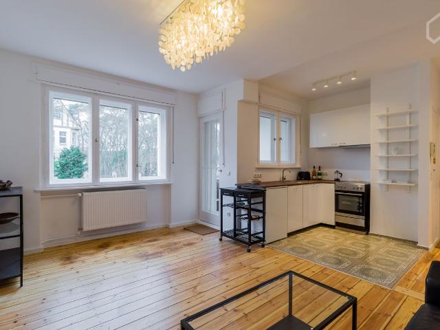 Stylishly furnished studio in Zehlendorf, Berlin Amsterdam Apartments for Rent