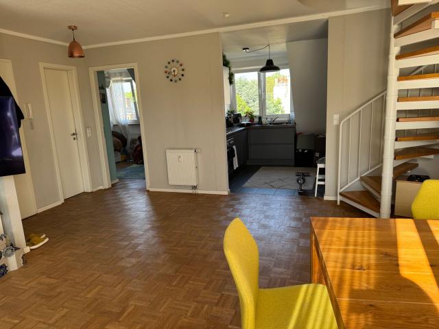 Stylishly furnished 3 room apartment with terrace in Cologne's Südstadt, Koln Amsterdam Apartments for Rent
