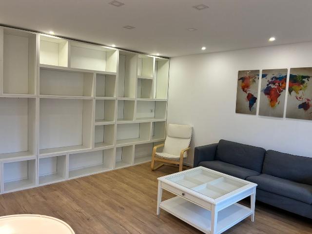 Stylishly furnished 3 room flat 74 m² – first occupancy after renovation – perfect location for airport employees and nature lovers, Berlin Amsterdam Apartments for Rent
