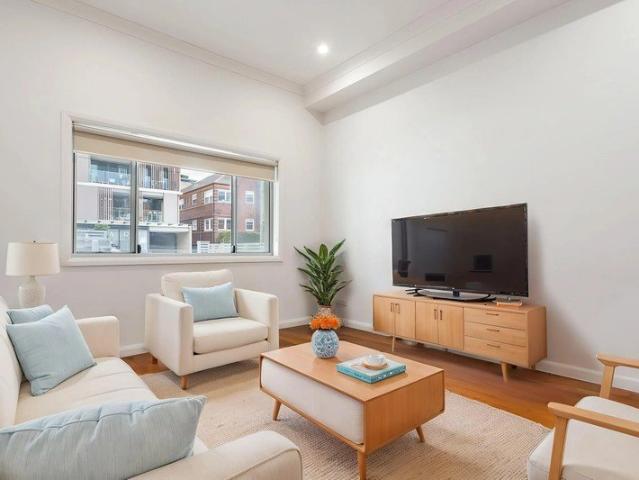 Stylishly Modern Two Bedroom Home In Perfect Location