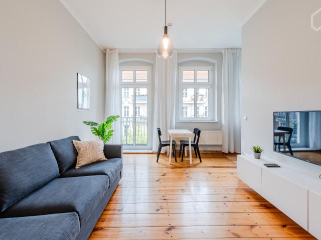 Stylishly Modernised Flat with Balcony in Trendy Prenzlauer Berg