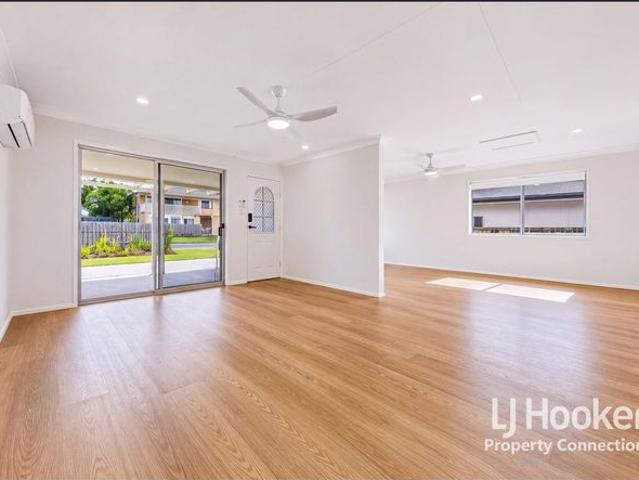 Stylishly Refreshed Family Home in the Heart of Albany Creek!