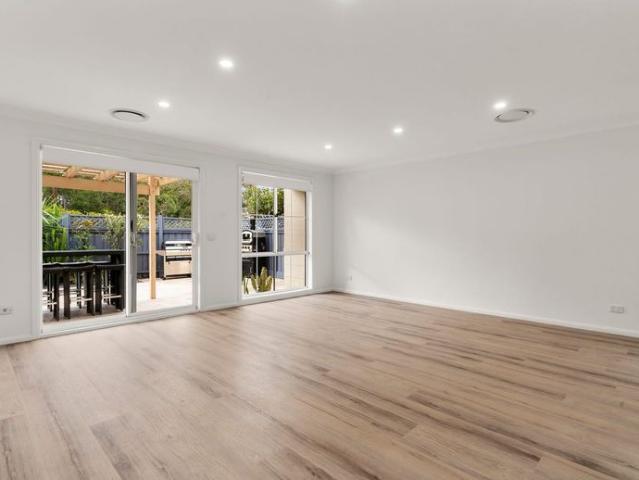 Stylishly Refreshed Home in a Sought After Menai Setting