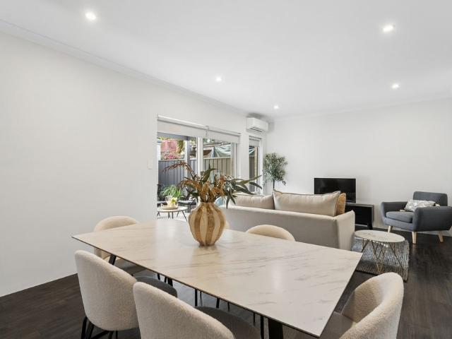 Stylishly Refreshed Villa Offering Comfort and Convenience