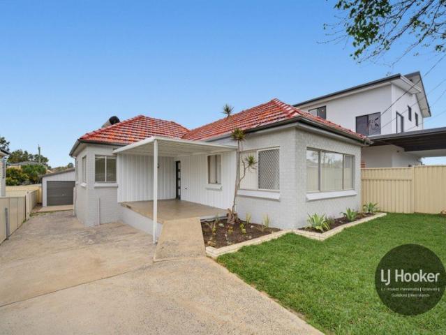 Stylishly Renovated, Move In Ready & Conveniently Located