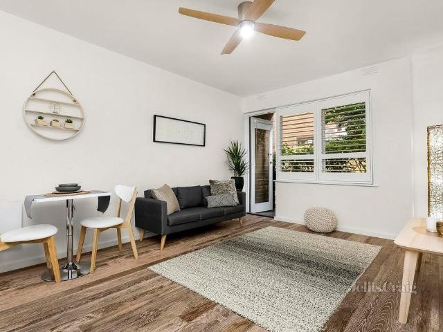Stylishly Renovated One Bedroom Apartment with Premium Finishes