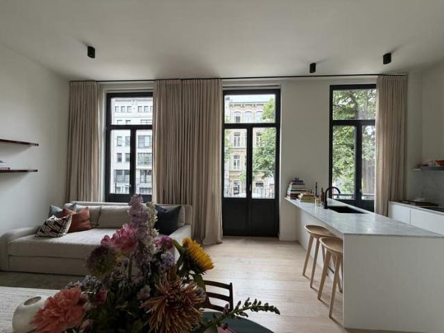 Stylishly renovated apartment in Zuid district