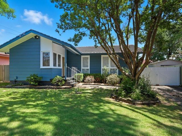 Stylishly Renovated Family Home with Exceptional Outdoor Living