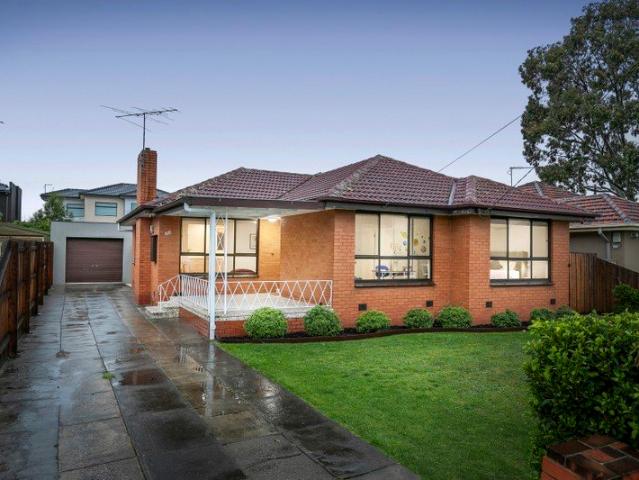 Stylishly Renovated Family Living